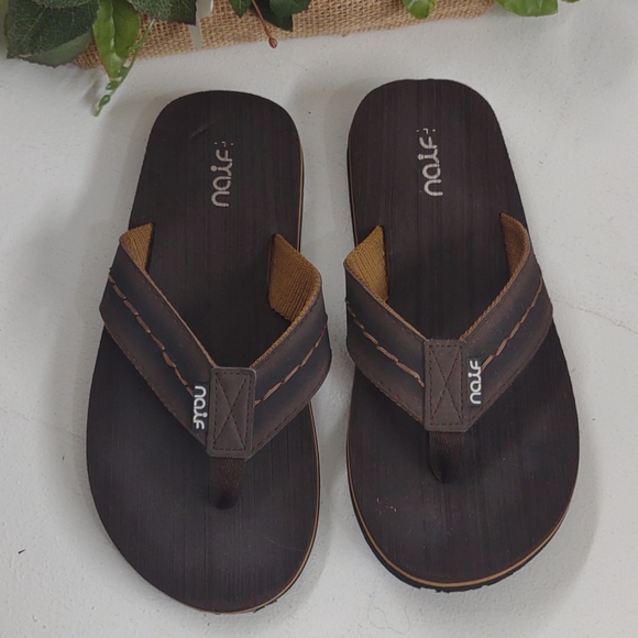 Brown Flip-Flops for Men - Picture 1 of 3